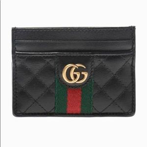 COPY - Gucci GG Marmont Web Quilted
Leather Card Case